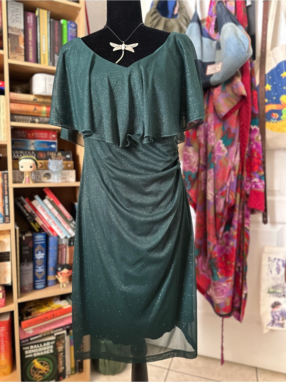 connected apparel Emerald Sparkle Flutter Midi Dress